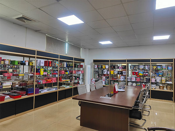 Sample room